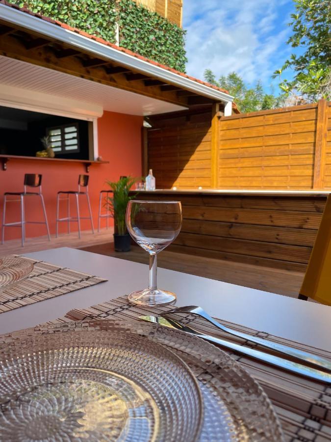 Chez Rey Apartment Riviere-Salee Exterior photo